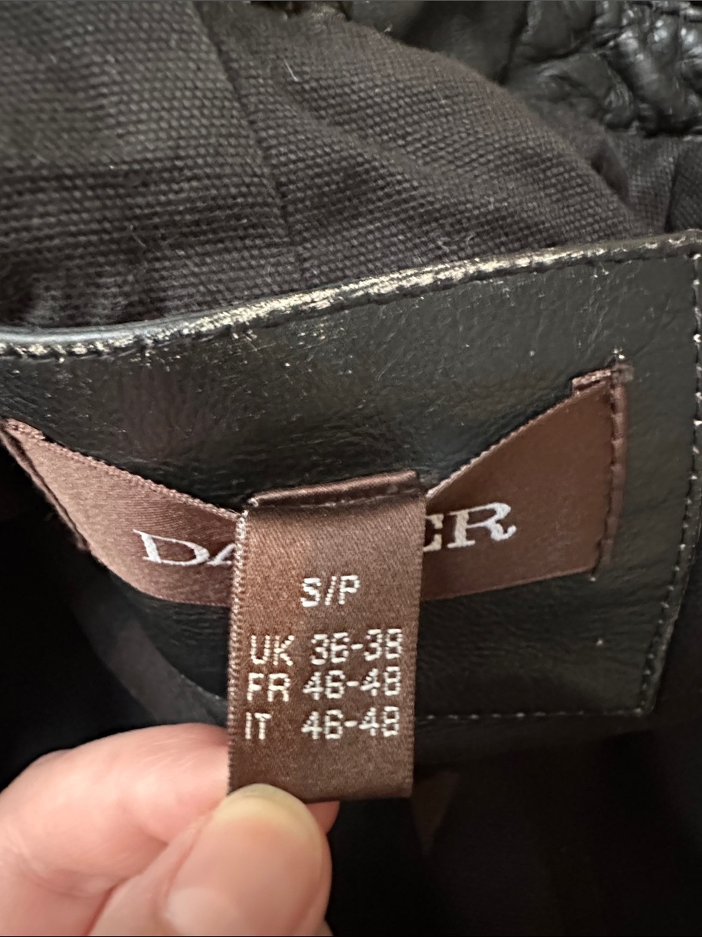 Vintage Black Leather Danier Biker Jacket - Picture 11 of 12